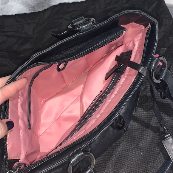 Beautiful floral shoulder bag w/ multiple pockets - Picture 4 of 4